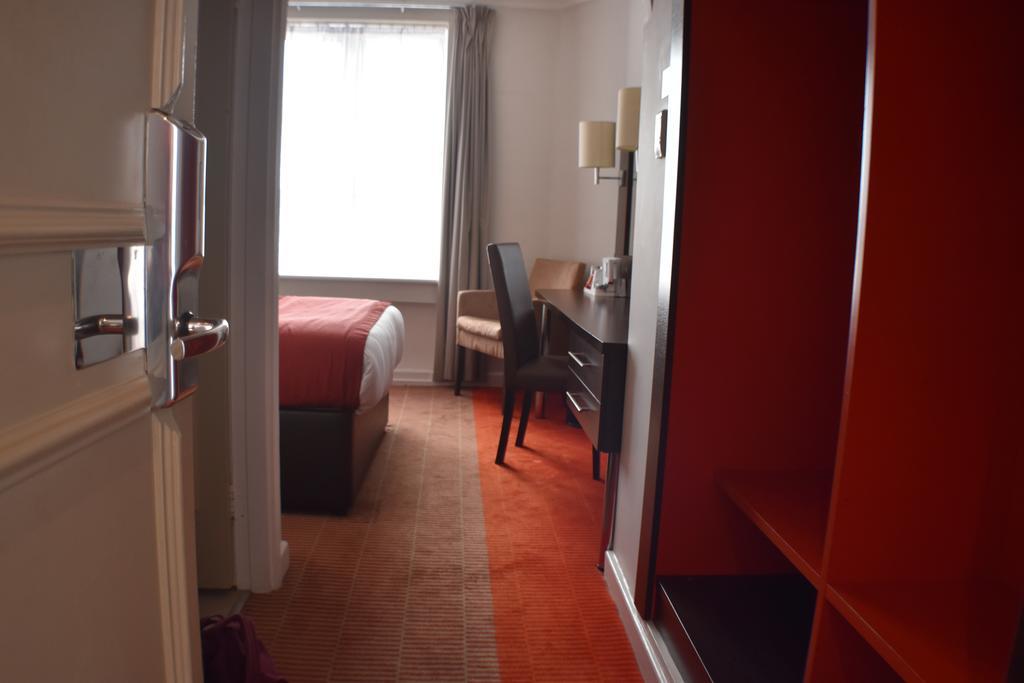 The Dragon Hotel Swansea Camera foto