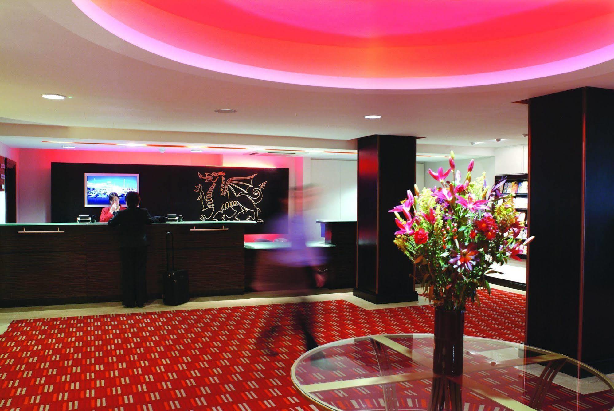 The Dragon Hotel Swansea Esterno foto
